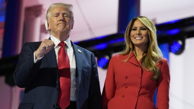 Power-Couple,-Split-Tokens:-Trump-Crypto-Crashes-As-Melania-Launches-Hers